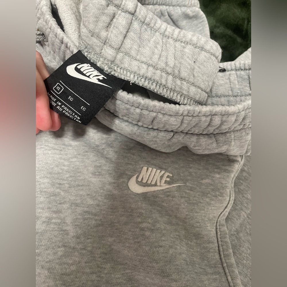 Gray Nike Sweatpants